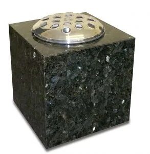 Emerald Pearl Vase in Emerald Pearl Granite